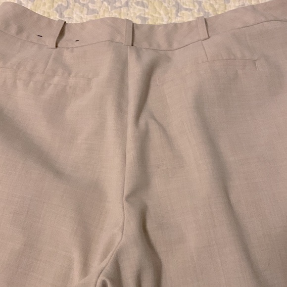 St. John’s Bay Capri pants - Picture 5 of 6